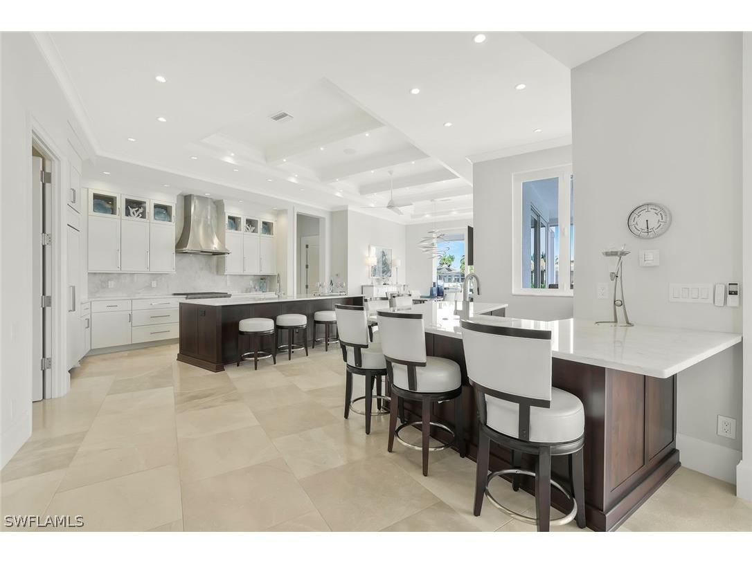 689 Pelican Court Marco Island FL 34145 226008993 image6