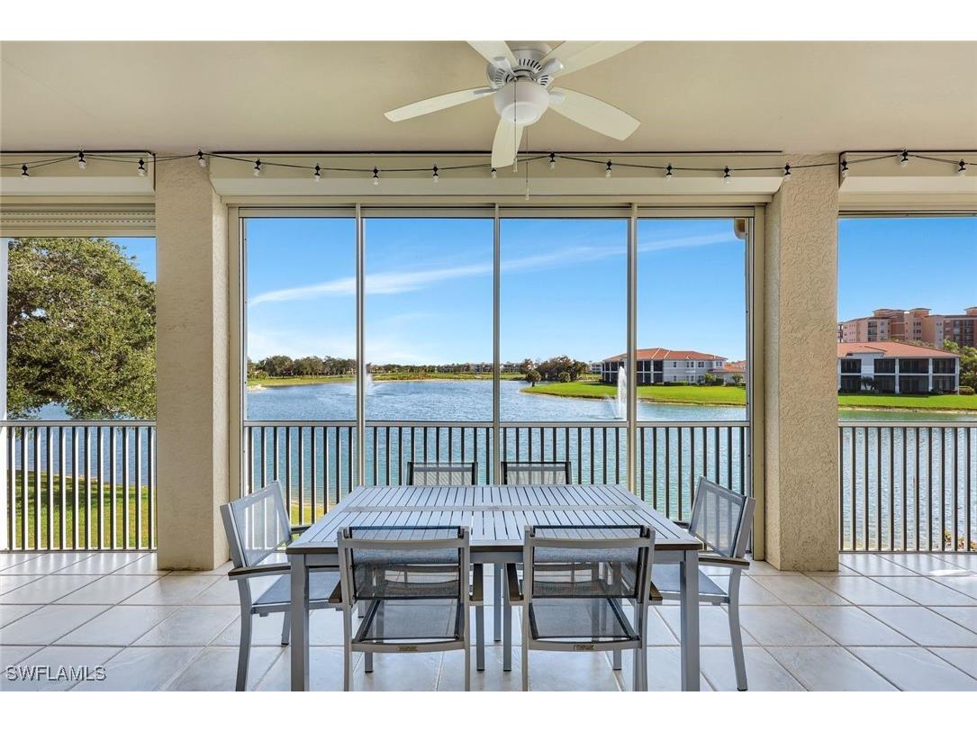 689 Vintage Reserve Circle #15D Naples FL 34119 226002341 image1