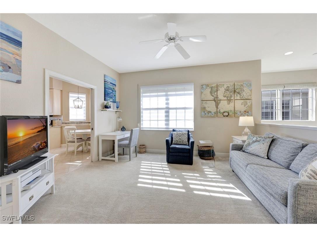 689 Vintage Reserve Circle #15D Naples FL 34119 226002341 image9