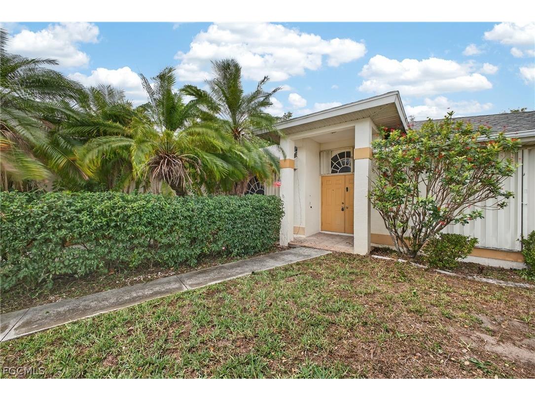 6890 Circle Drive Fort Myers FL 33905 2026013634 image10