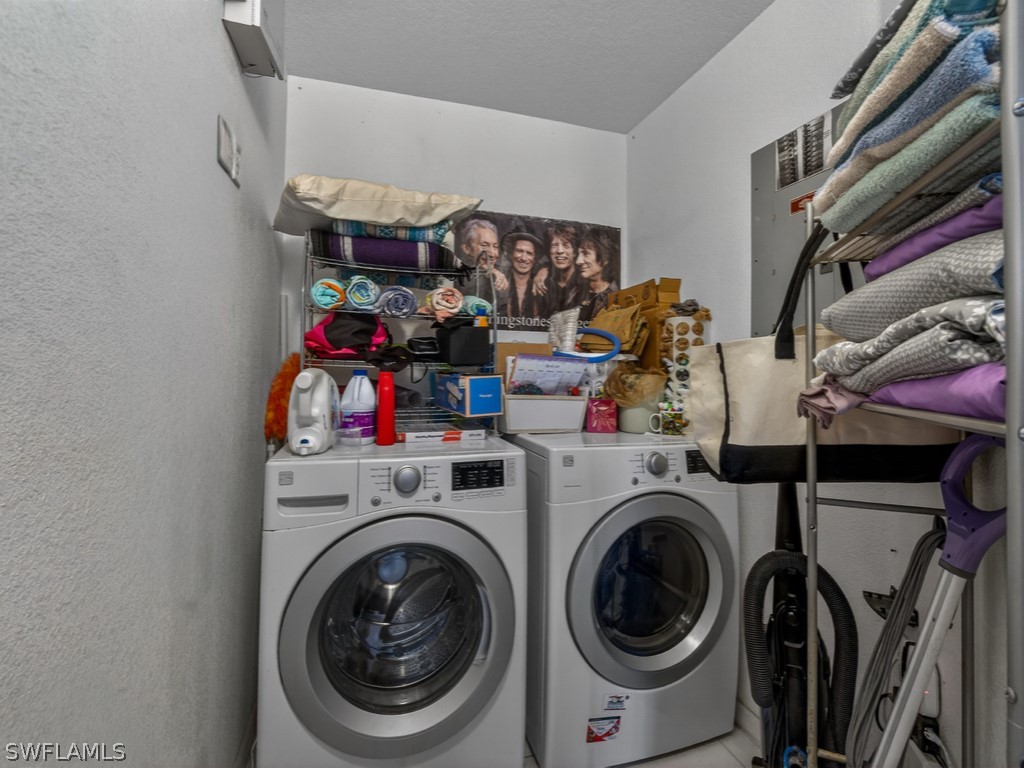 6890 Huntington Lakes Circle #203 Naples FL 34119 226011119 image14