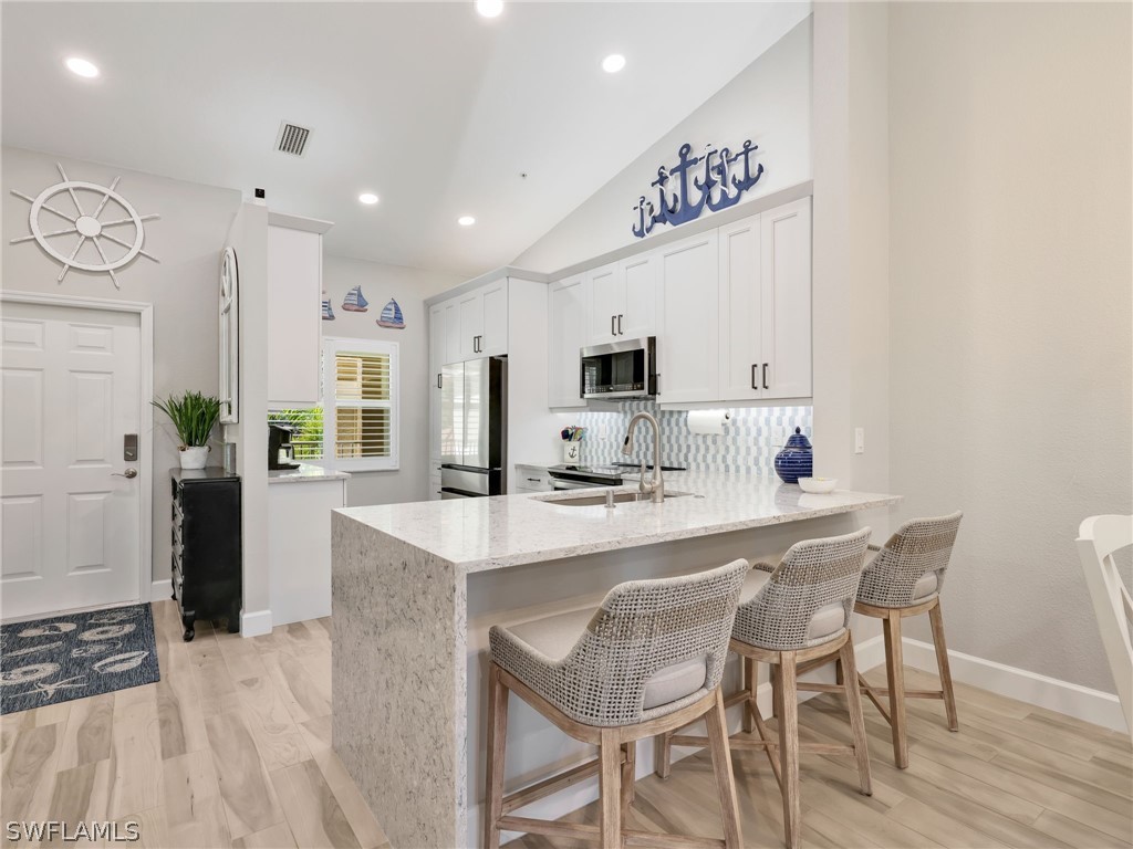 6890 Huntington Lakes Circle #204 Naples FL 34119 226008730 image10