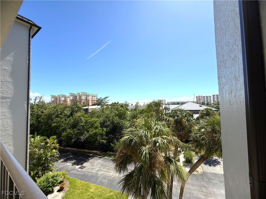 6891 Estero Boulevard #331 Fort Myers Beach FL 33931 2025012883 image3