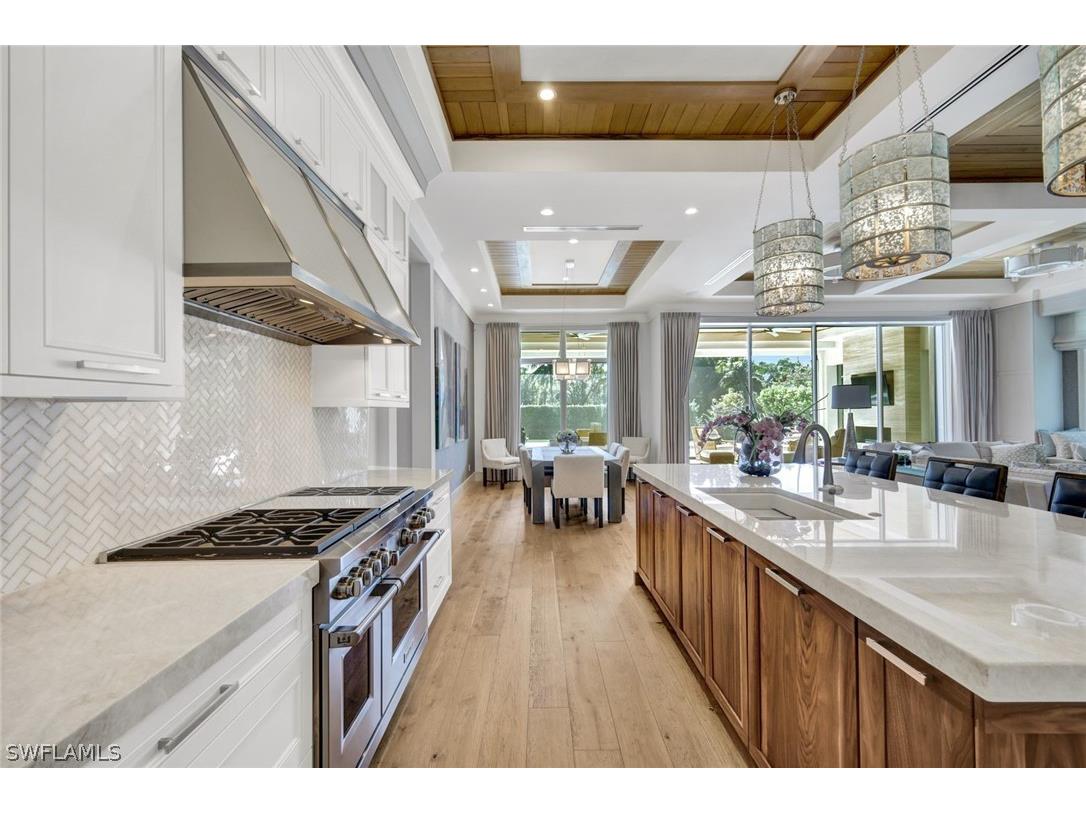 6892 Leeward Way Naples FL 34109 226008245 image10