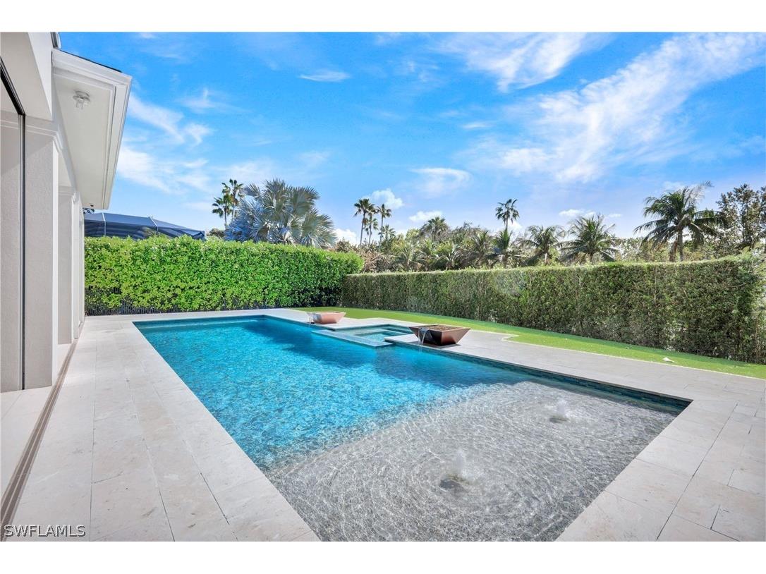 6892 Leeward Way Naples FL 34109 226008245 image25