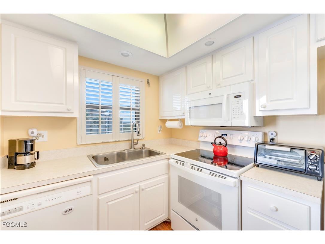 6895 Estero Boulevard #551 Fort Myers Beach FL 33931 2025012359 image10