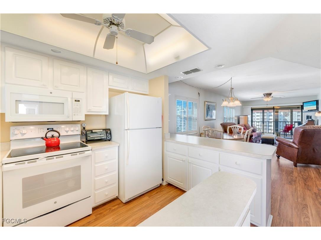 6895 Estero Boulevard #551 Fort Myers Beach FL 33931 2025012359 image9