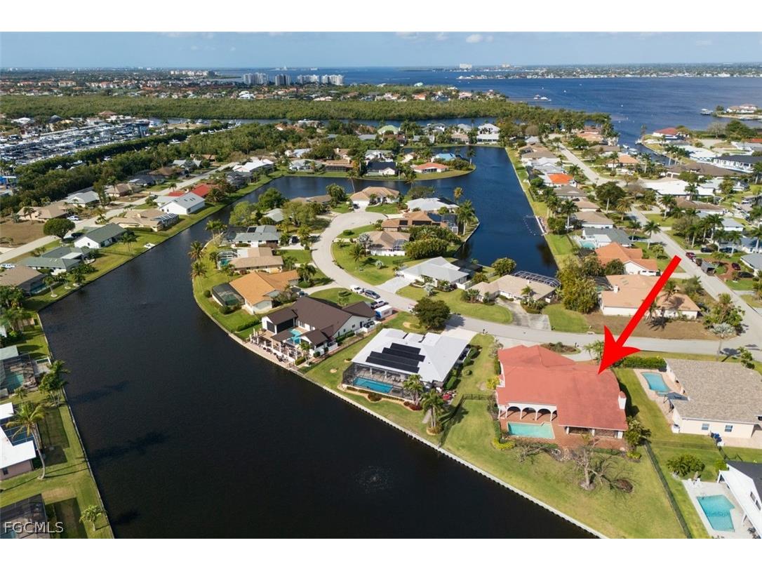 6896 Erin Marie Court Fort Myers FL 33919 2026010916 image2