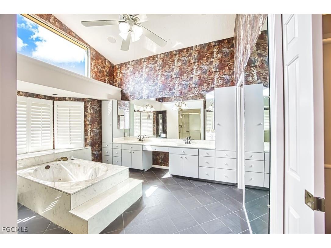 6896 Erin Marie Court Fort Myers FL 33919 2026010916 image26
