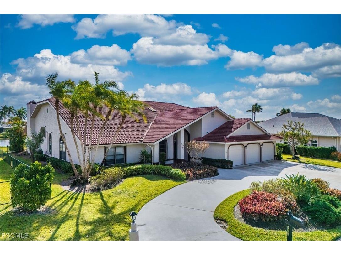 6896 Erin Marie Court Fort Myers FL 33919 2026010916 image8