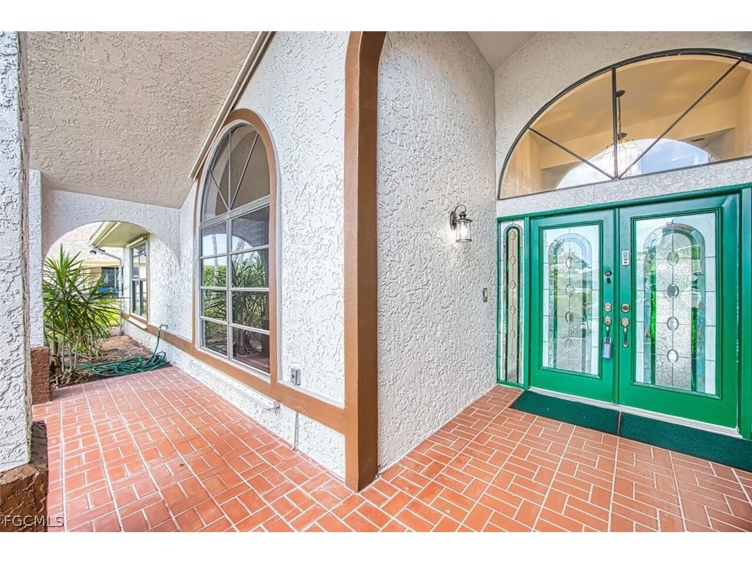 6896 Erin Marie Court Fort Myers FL 33919 2026010916 image9