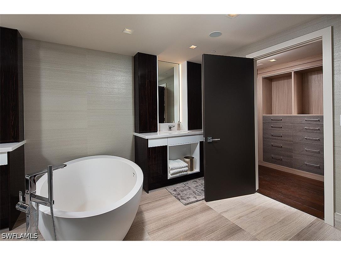 6897 Grenadier Boulevard #1001 Naples FL 34108 226015277 image13