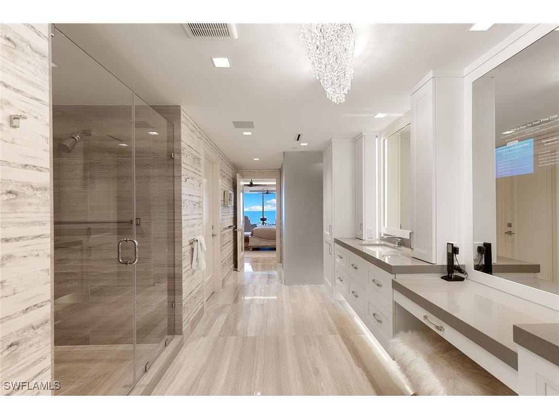 6897 Grenadier Boulevard #1202 Naples FL 34108 225078119 image30