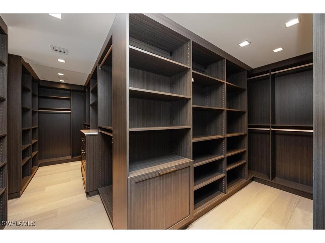 6897 Grenadier Boulevard #1701 Naples FL 34108 225073185 image24