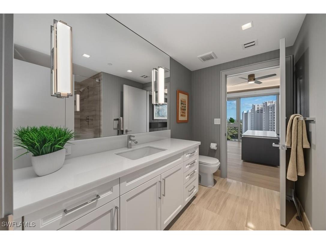 6897 Grenadier Boulevard #1701 Naples FL 34108 225073185 image28