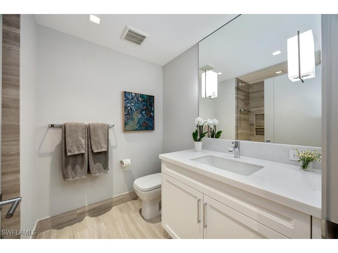 6897 Grenadier Boulevard #1701 Naples FL 34108 225073185 image32