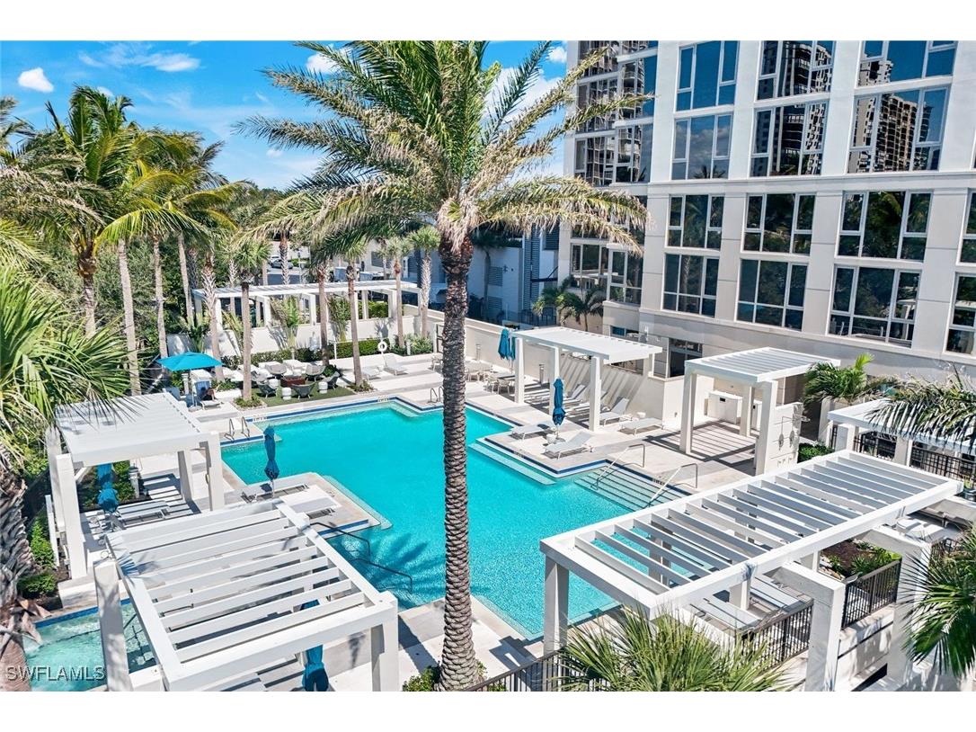 6897 Grenadier Boulevard #601 Naples FL 34108 225080372 image40