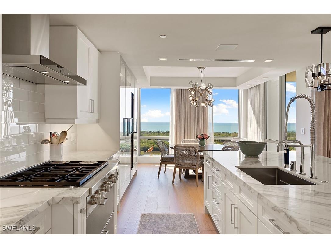 6897 Grenadier Boulevard #902 Naples FL 34108 225079499 image13