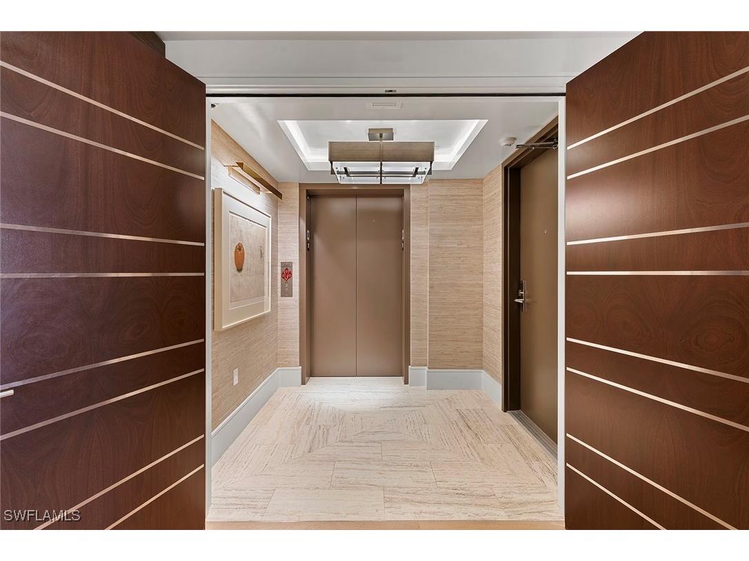 6897 Grenadier Boulevard #902 Naples FL 34108 225079499 image38