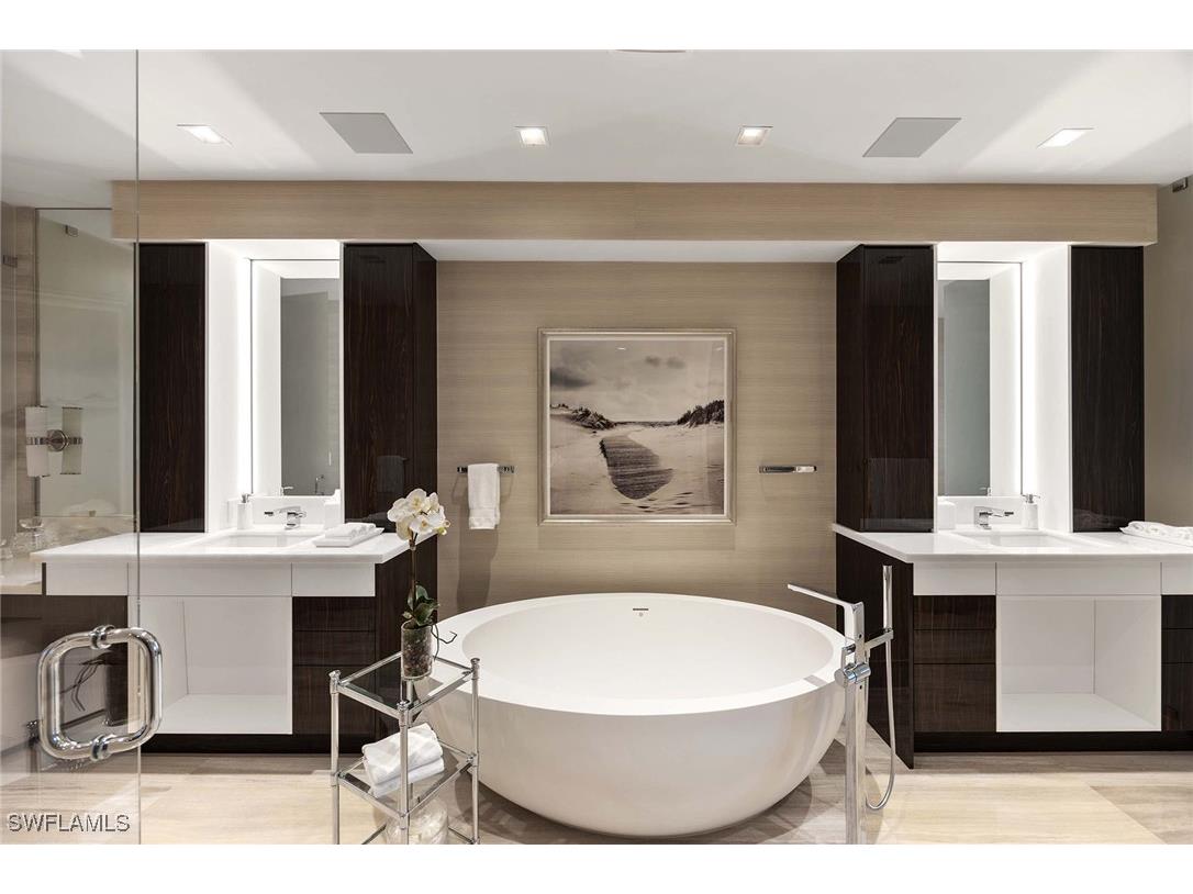 6897 Grenadier Boulevard #PH-3 Naples FL 34108 225003888 image21