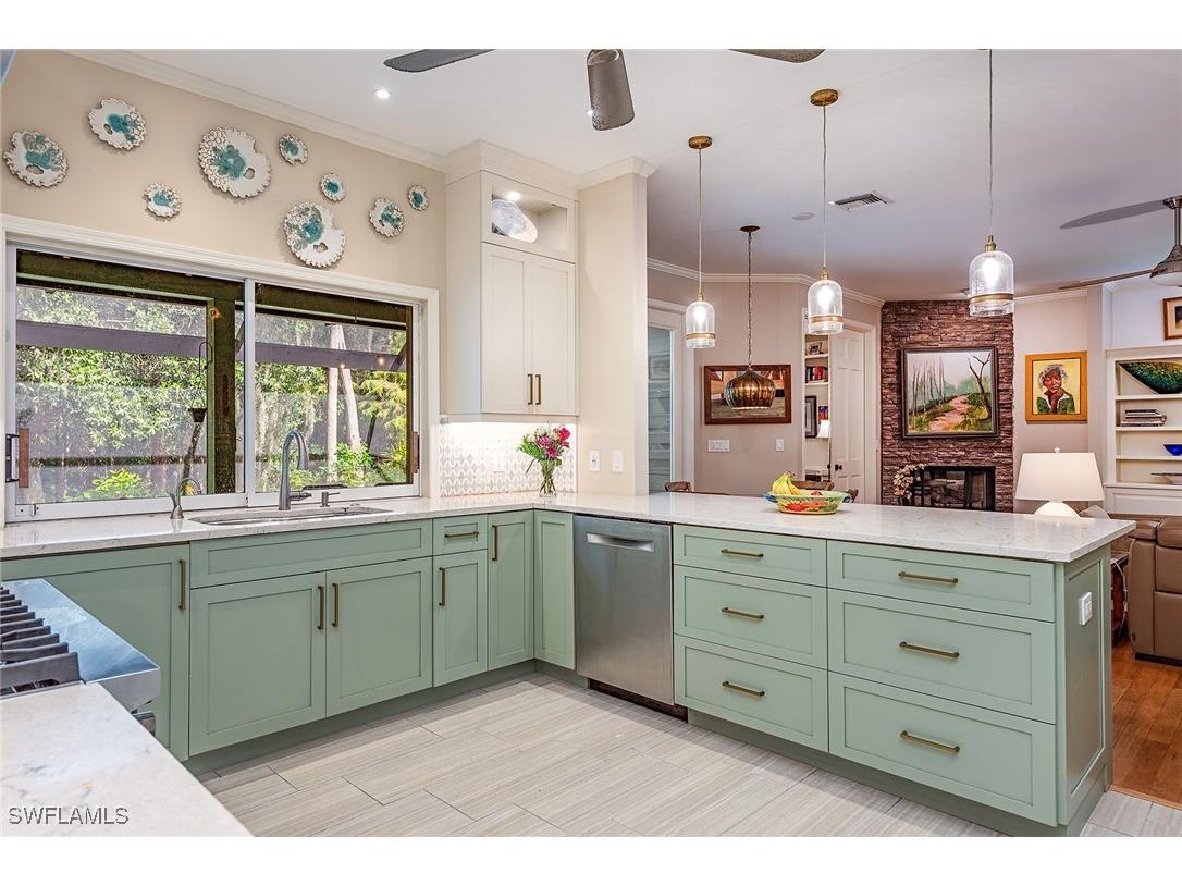 6897 Wellington Drive Naples FL 34109 225071767 image5