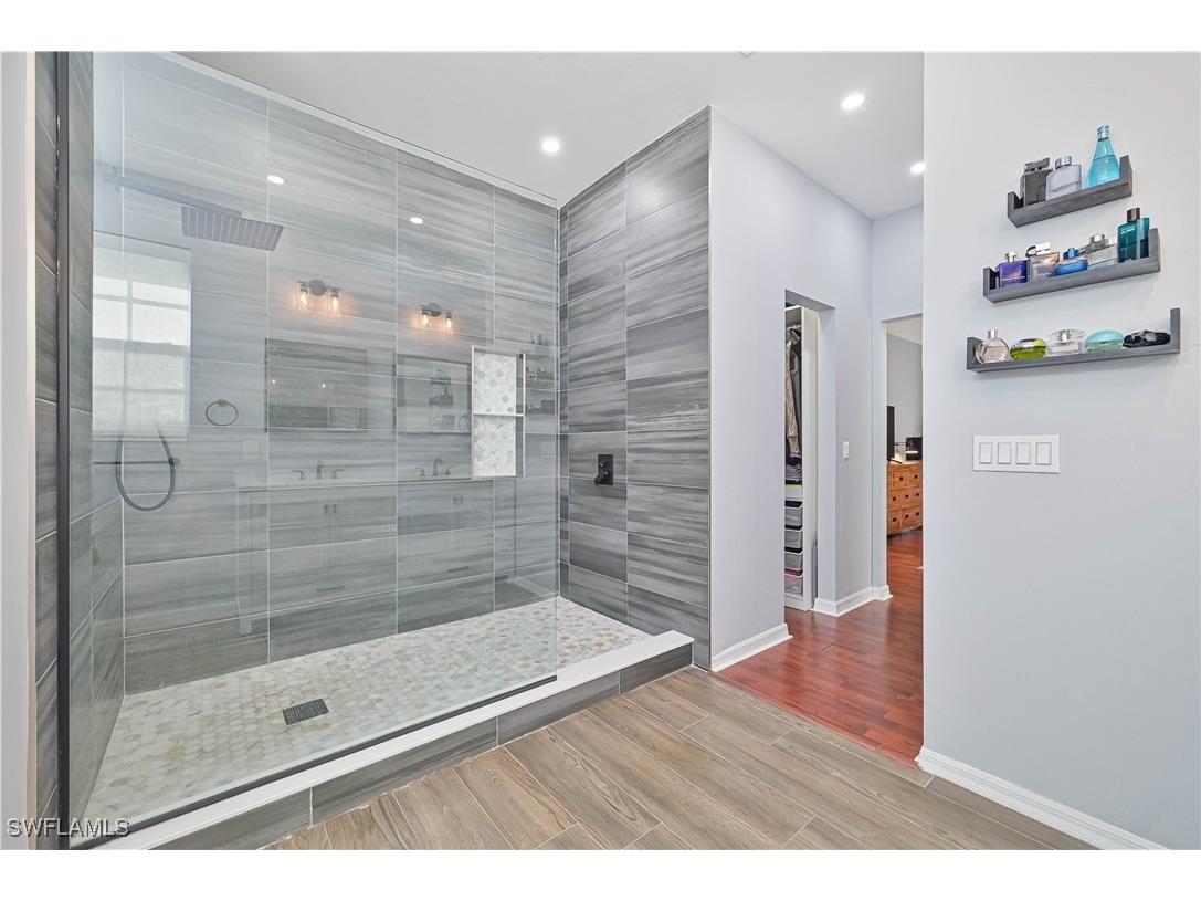 69 Burnt Pine Drive Naples FL 34119 226004305 image25