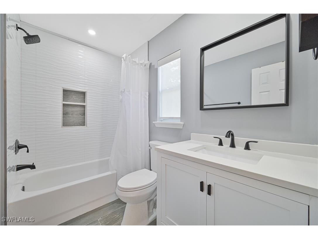 69 Burnt Pine Drive Naples FL 34119 226004305 image32