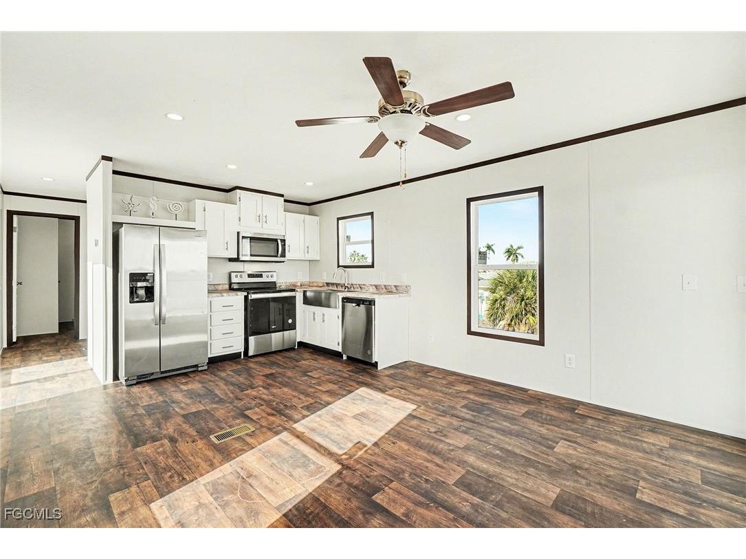 69 Emily Lane Fort Myers Beach FL 33931 2026005686 image13