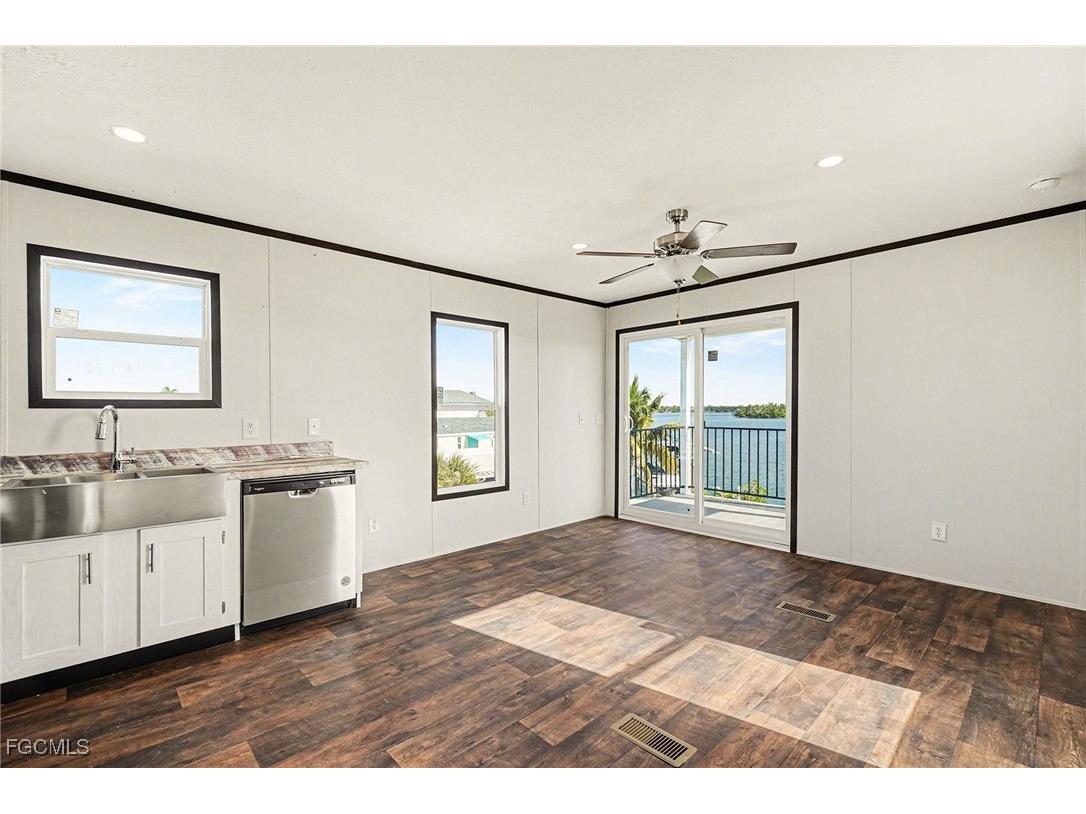 69 Emily Lane Fort Myers Beach FL 33931 2026005686 image14