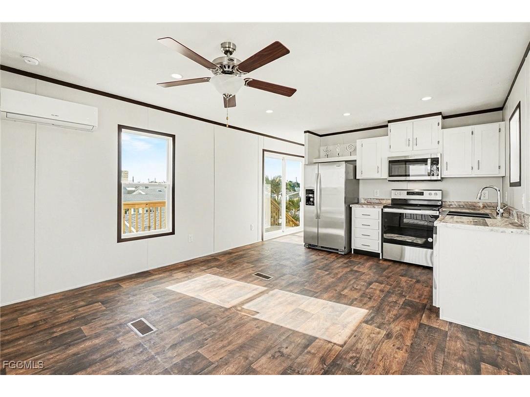 69 Emily Lane Fort Myers Beach FL 33931 2026005686 image15