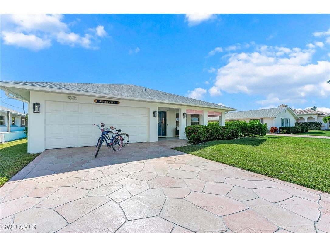 690 100th Avenue N Naples FL 34108 225063697 image2