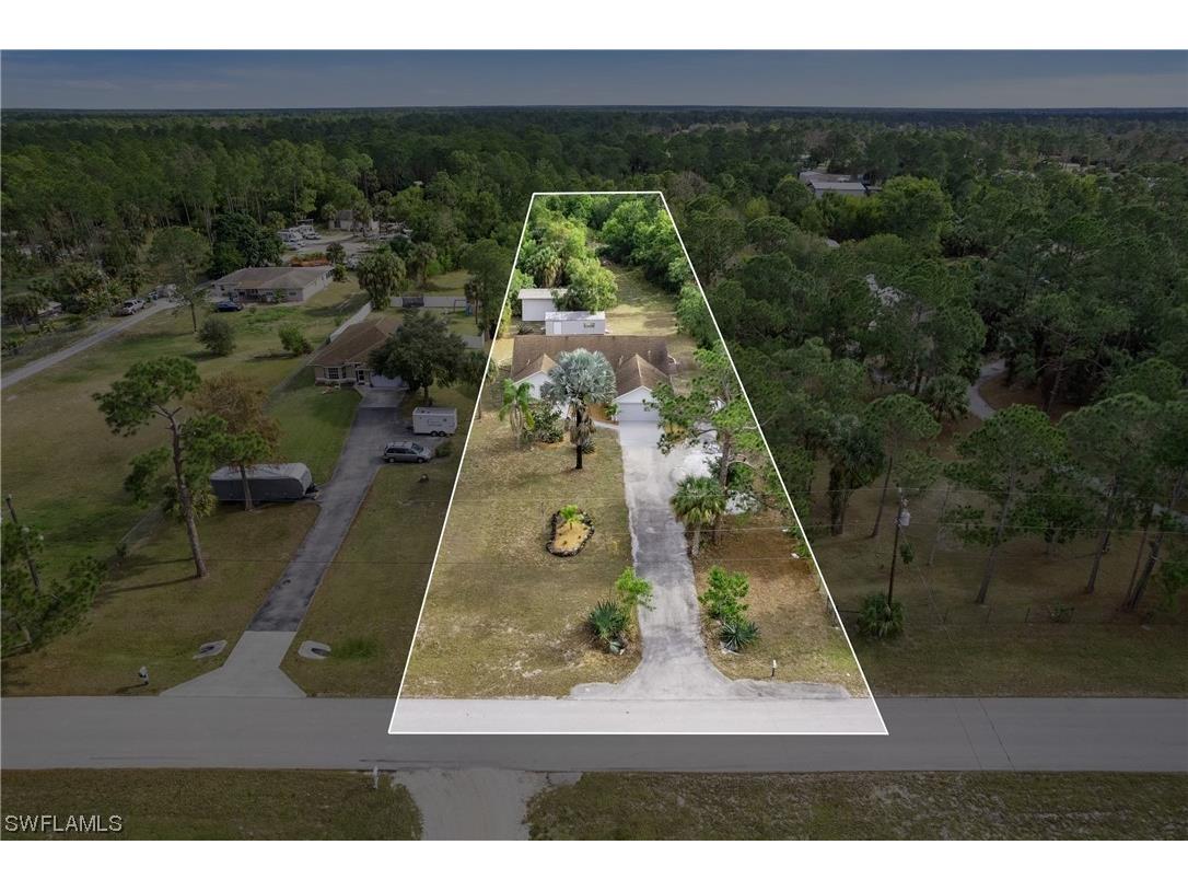 690 14th Street SE Naples FL 34117 223094951 image1