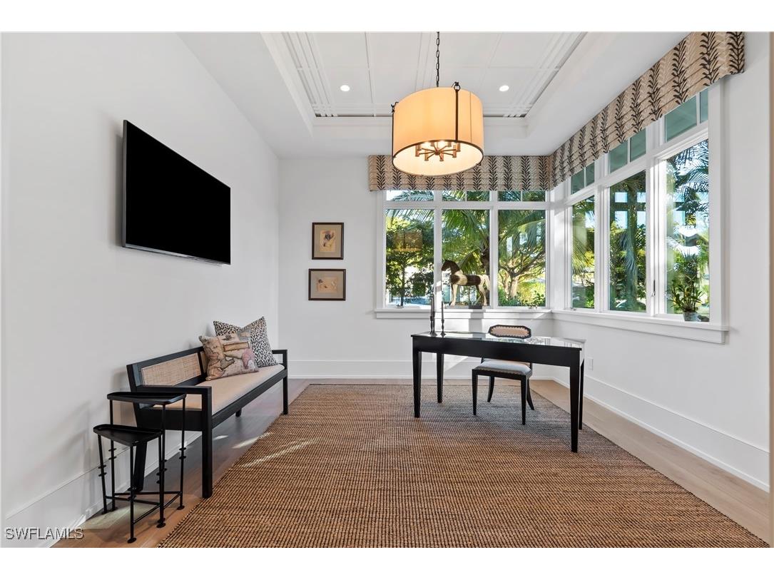 690 7th Avenue N Naples FL 34102 224028308 image15