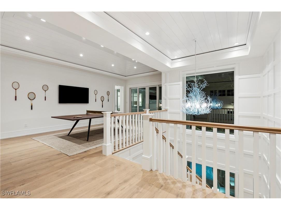 690 7th Avenue N Naples FL 34102 224028308 image16