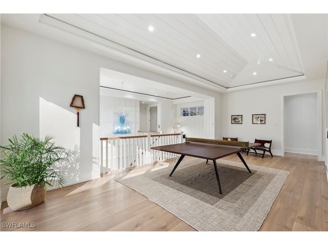 690 7th Avenue N Naples FL 34102 224028308 image17