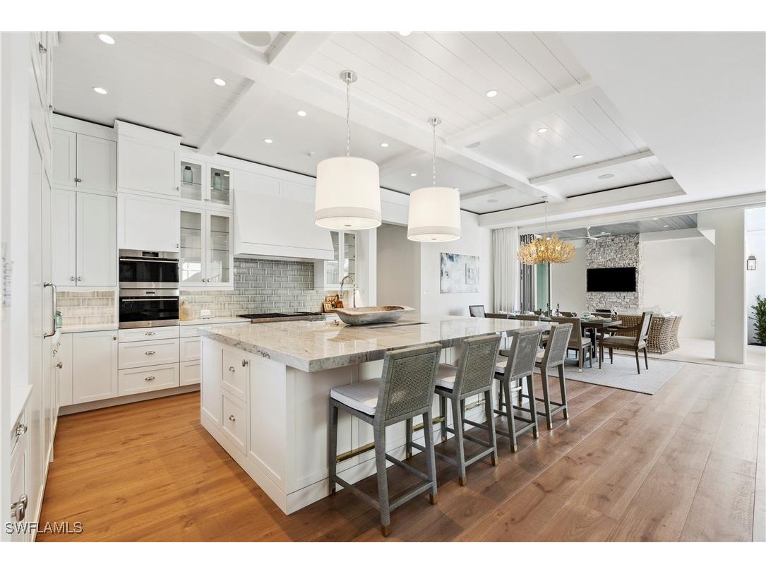 690 7th Avenue N Naples FL 34102 224028308 image8