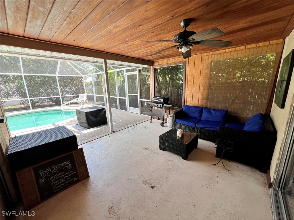 690 95th Avenue N Naples FL 34108 225065938 image18