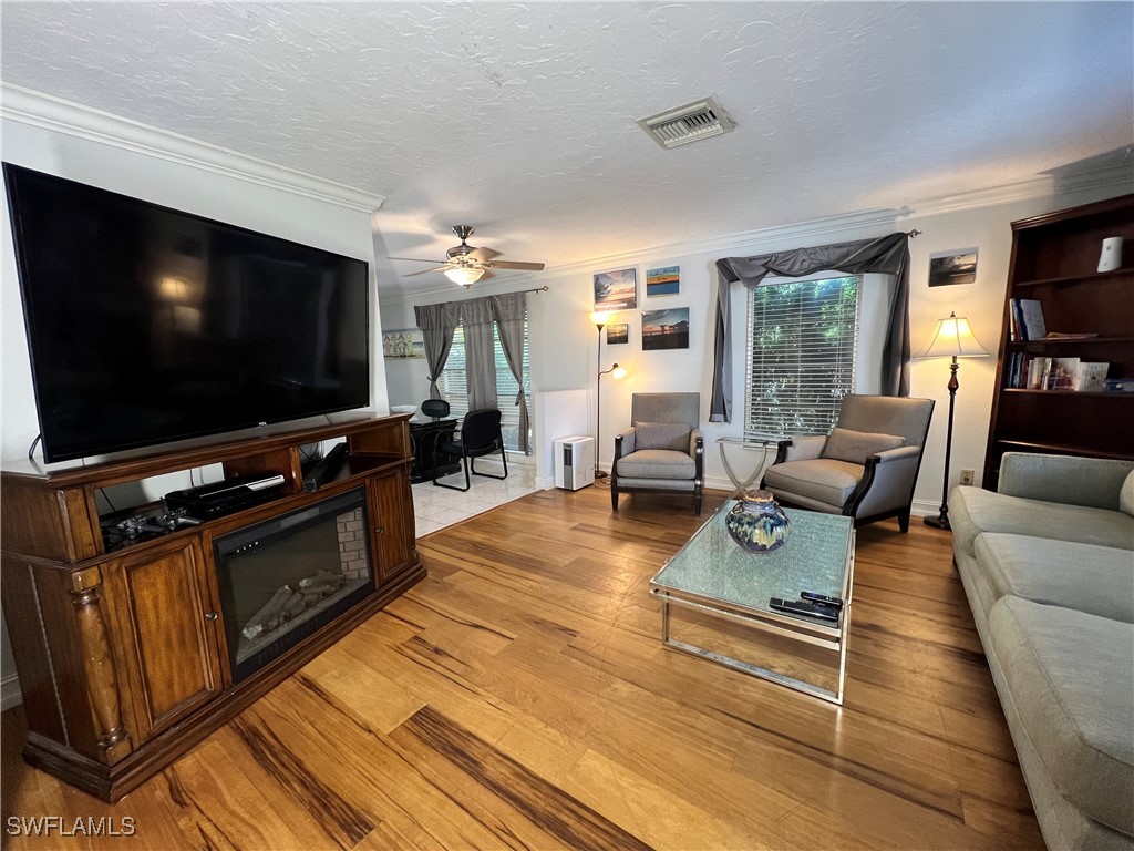 690 95th Avenue N Naples FL 34108 225065938 image7