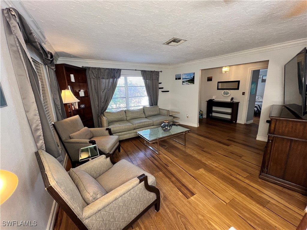 690 95th Avenue N Naples FL 34108 225065938 image8