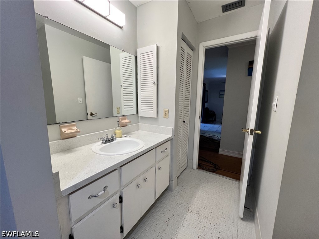 690 95th Avenue N Naples FL 34108 226021720 image33