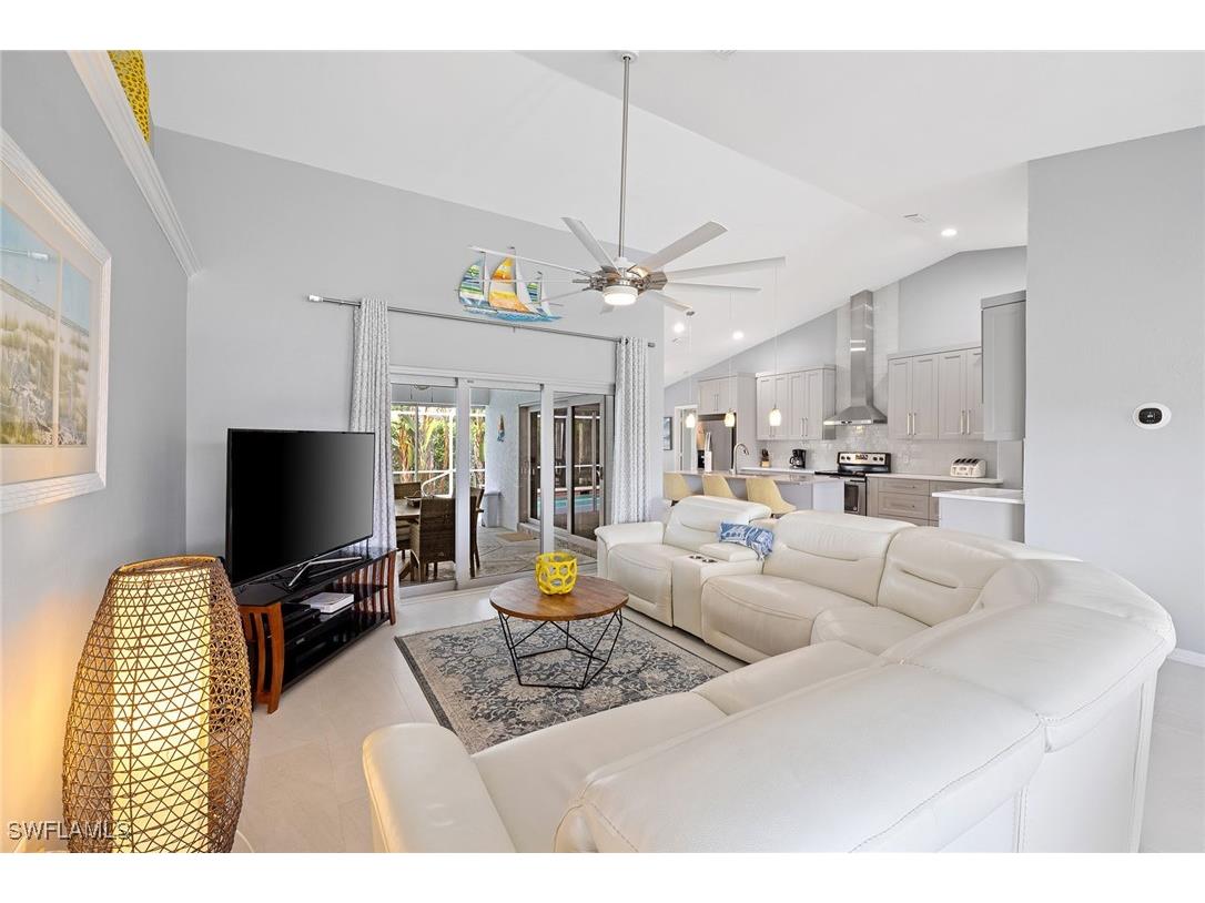 690 Amber Drive Marco Island FL 34145 225072180 image4