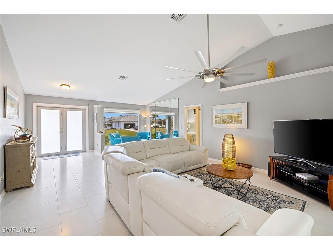 690 Amber Drive Marco Island FL 34145 225072180 image5