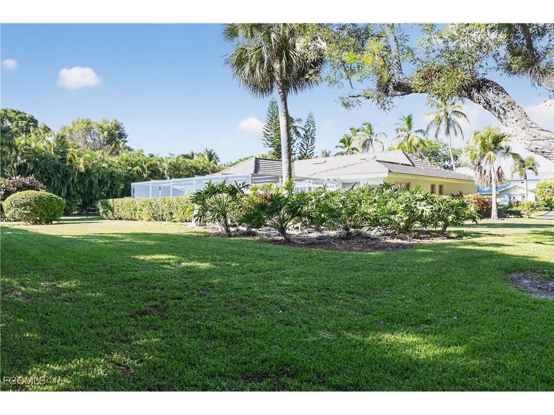 690 Murex Drive Naples FL 34102 2025015985 image13