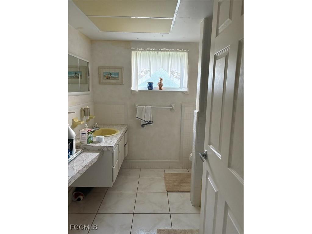 690 Murex Drive Naples FL 34102 2025015985 image23