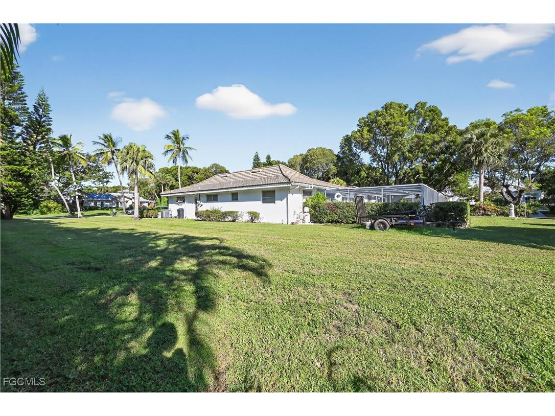 690 Murex Drive Naples FL 34102 2025015985 image6