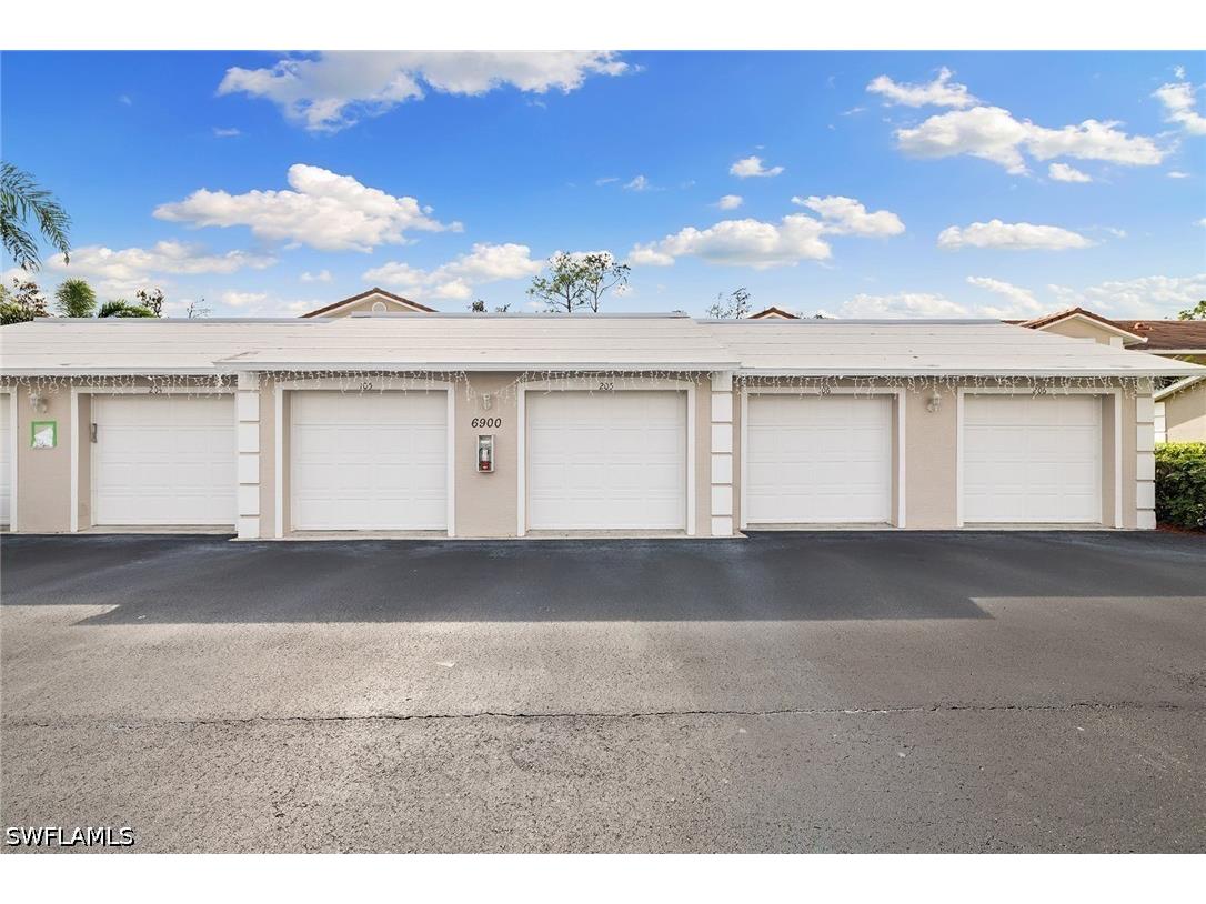 6900 Dennis Circle #J-205 Naples FL 34104 226017311 image13