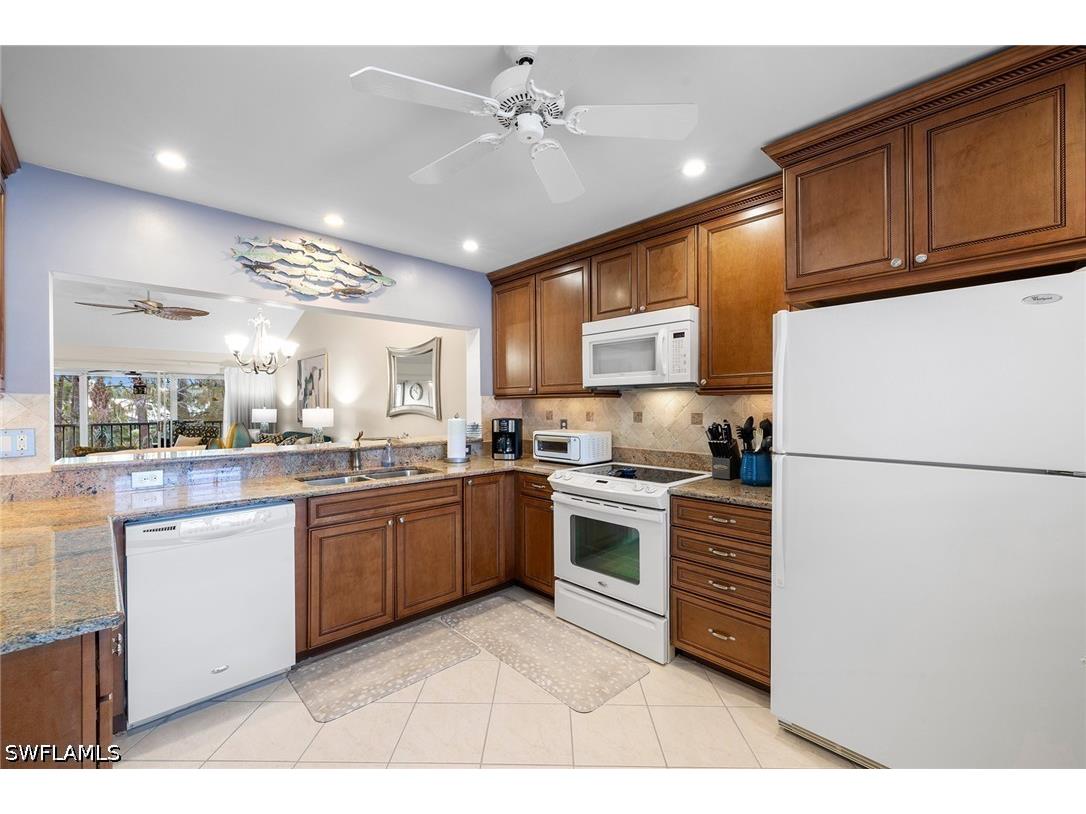 6900 Dennis Circle #J-205 Naples FL 34104 226017311 image26