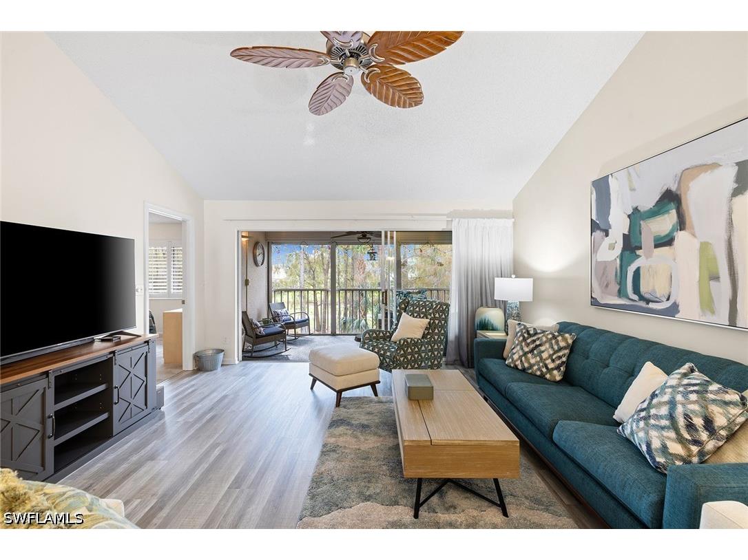 6900 Dennis Circle #J-205 Naples FL 34104 226017311 image8