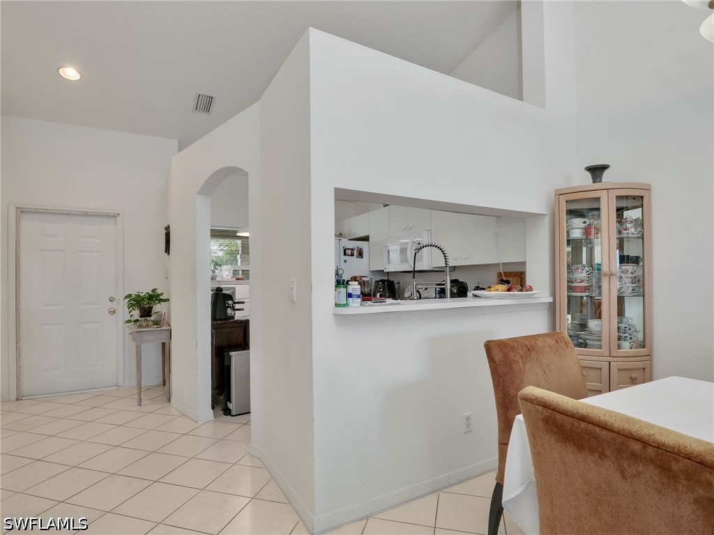 6900 Huntington Lakes Circle #202 Naples FL 34119 226020469 image3