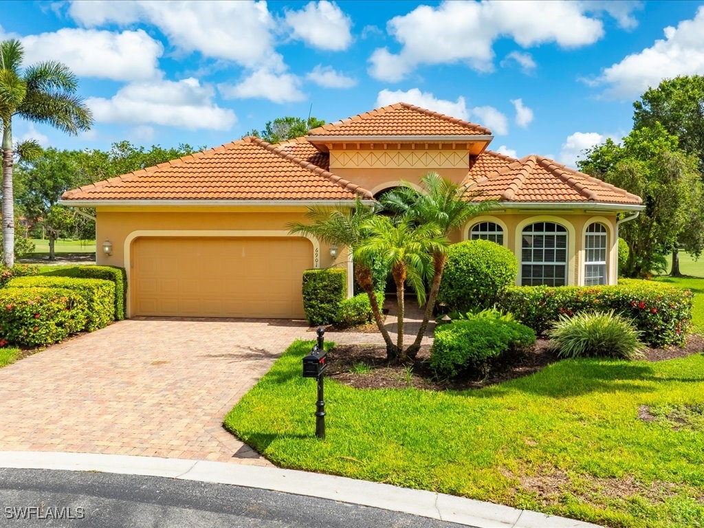 6901 Bent Grass Drive Naples FL 34113 225063890 image1